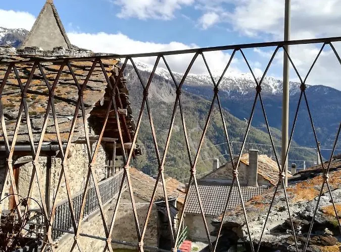 Cantina Alpina فندق *