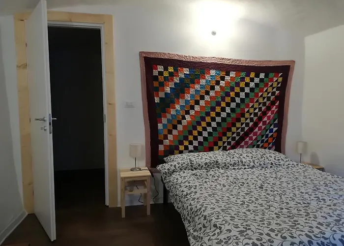 Cantina Alpina فندق