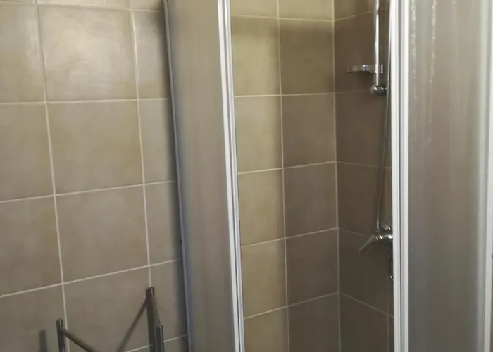 Cantina Alpina فندق