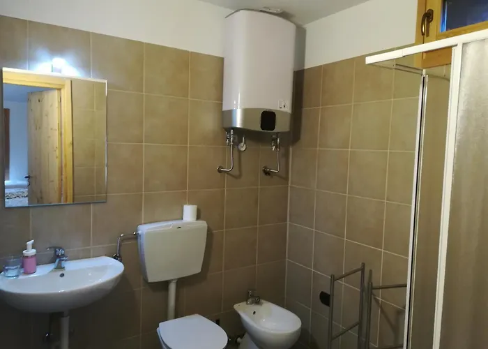 Cantina Alpina فندق Salbertrand